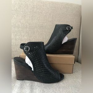 Lucky Brand ‘Rozina’ Leather Wedge